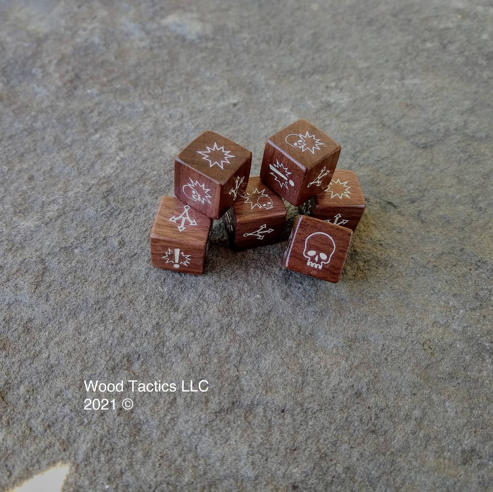 Walnut hardwood Blood Bowl Block dice with white ink Skull, Both Down, Push, Defender Stumbles and Attacker Down Symbols