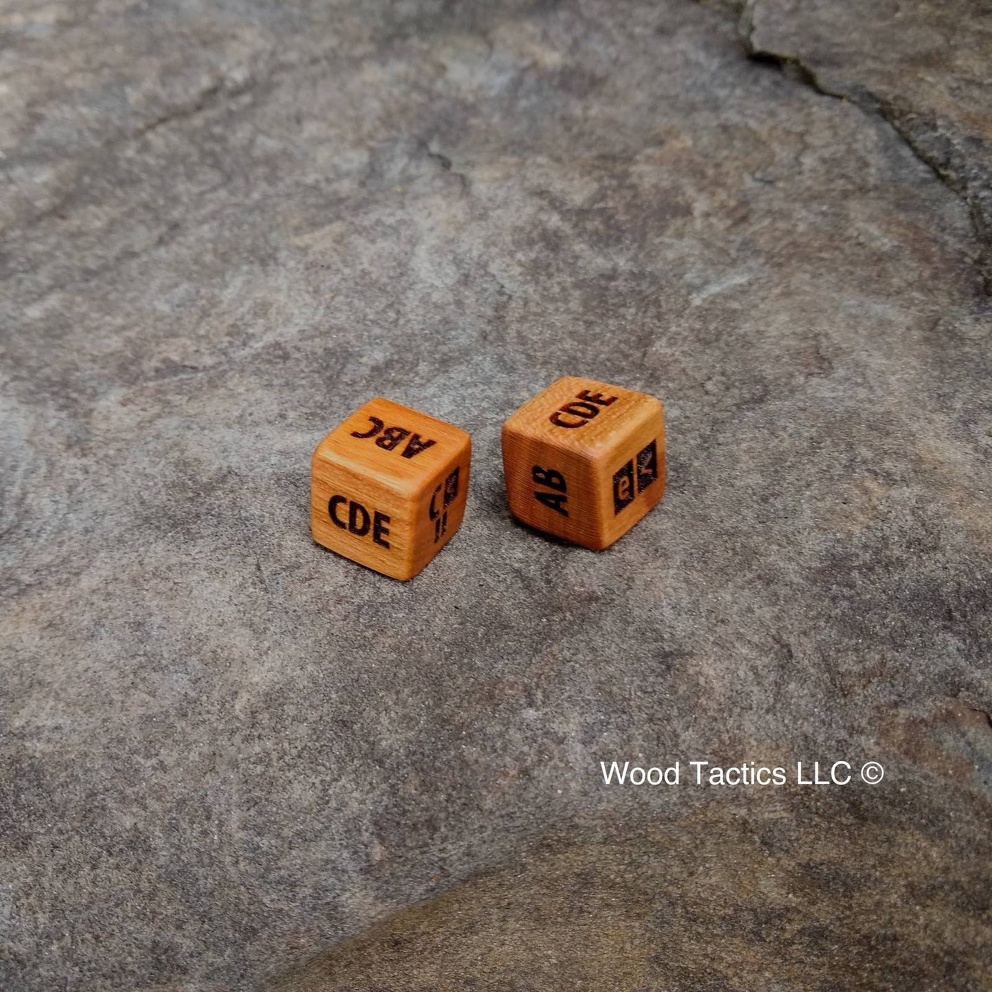 CDG Solo System Dice 16mm, Cherry/Maple/Walnut Hardwood